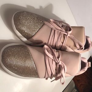 Dolce Vita blush fabric Rumble sneakers